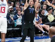 开云官方app入口-包含快船遭遇四连败，球队气势不振的词条