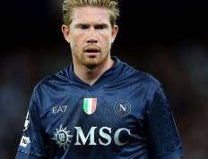 开云APP-十次尝试！球队频频射门但进球不易得