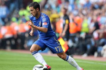 开云官方app入口-圣塞巴斯蒂安的潮声，当北海浪涛撞上伊比利亚磐石，阿克末节点燃灯塔