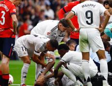 开云体育下载-多名球员遭遇伤病困扰，球队阵容变动给对手带来机会的简单介绍