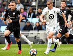 开云体育下载-关于亚特兰大连续取胜，排名攀升的信息