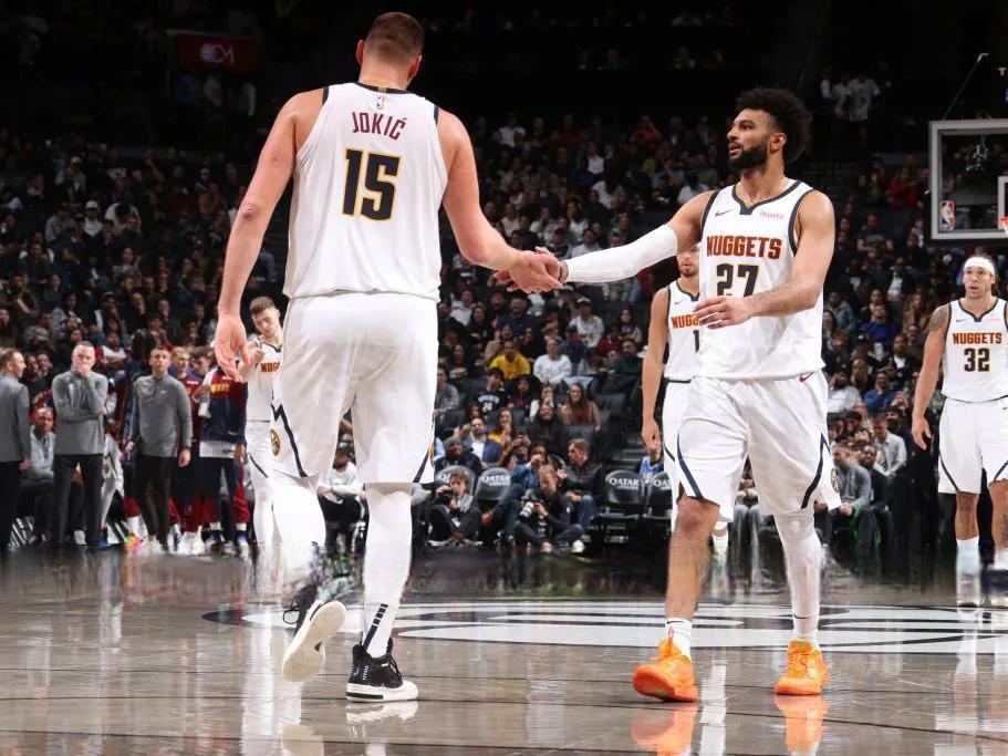 开云APP-爵士绝杀掘金，系列赛战成2-2平