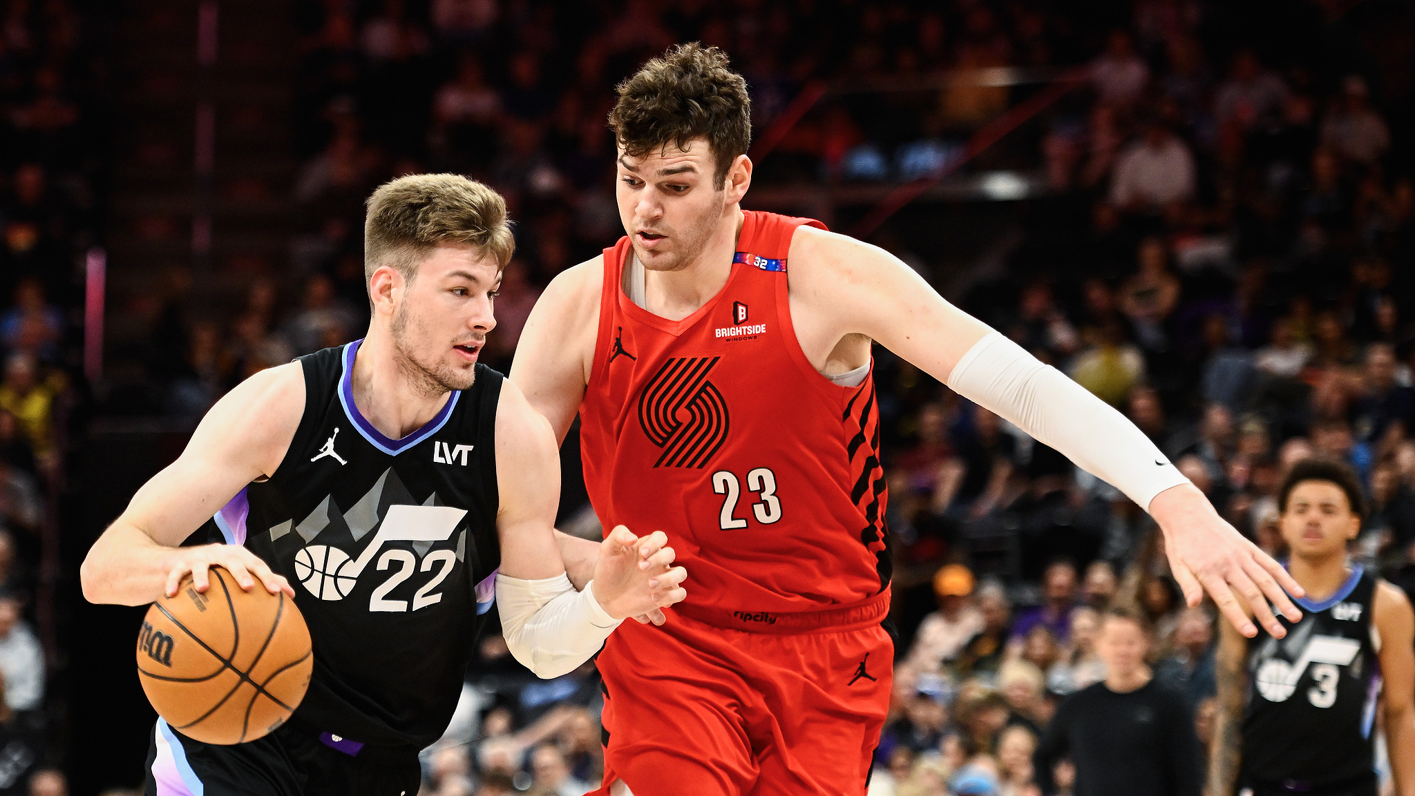 开云体育登录-开拓者惨败76人，遭遇两连败