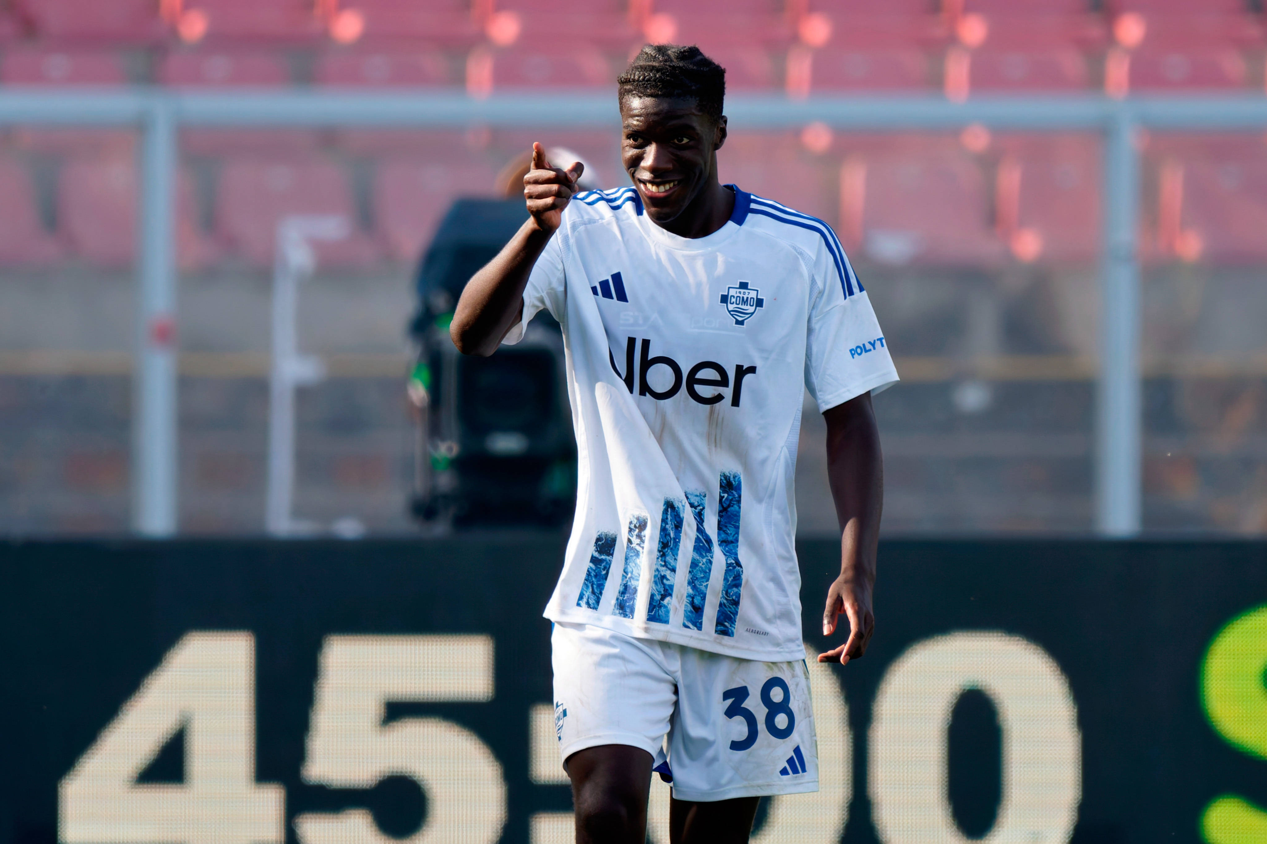 开云体育官网-意大利队后卫预计将缺席本周重要比赛