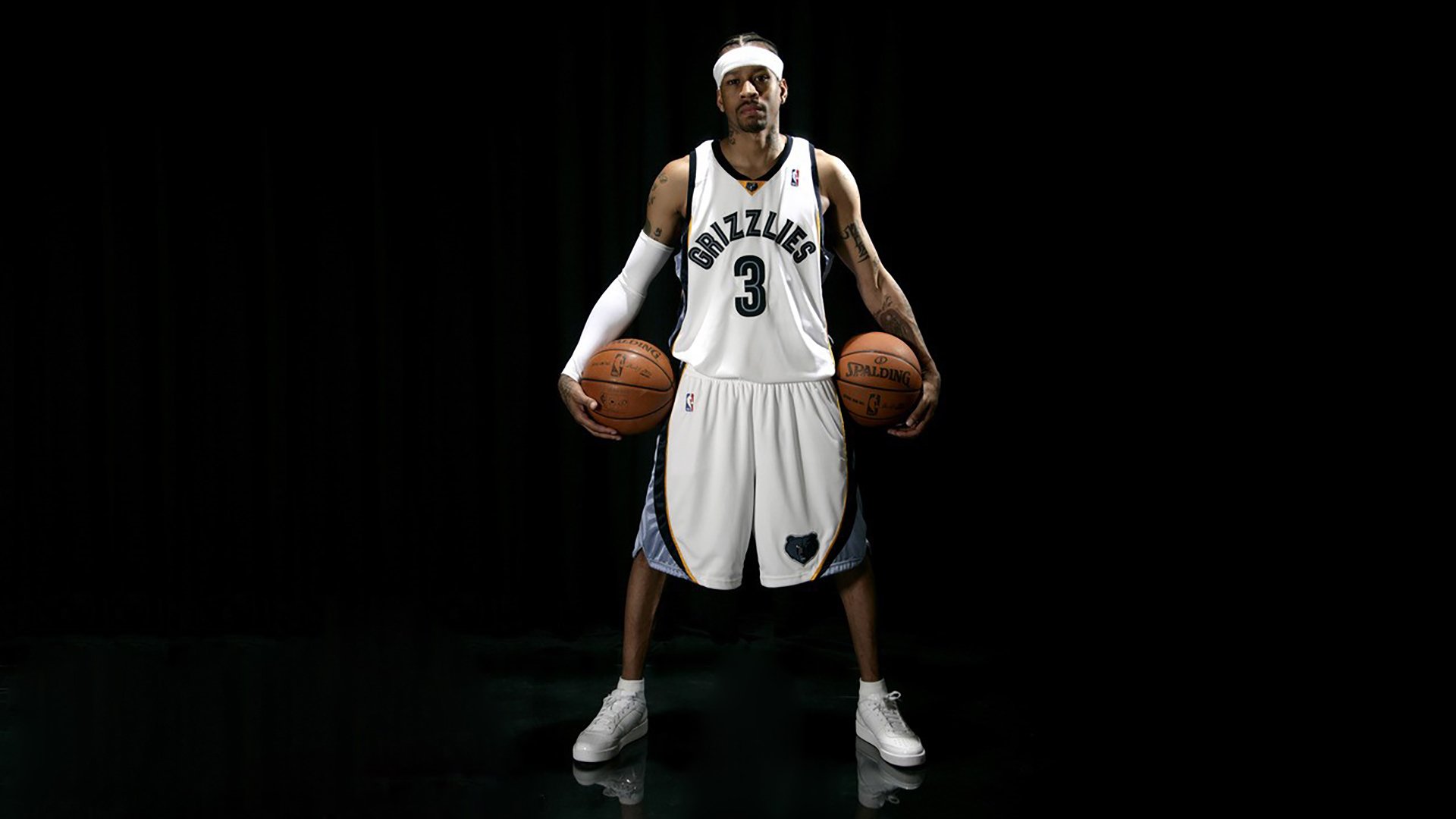 开云体育官网-大黄蜂奇袭情歌球场,孔德三连击冲垮黄色潜水艇